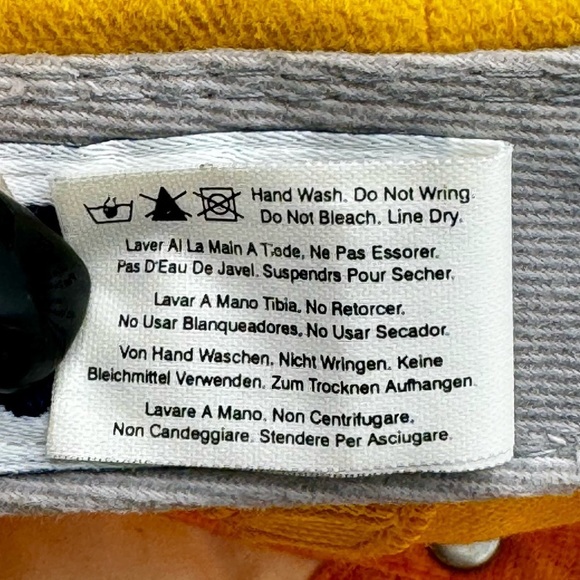 Fila Yellow Ball Cap, Adjustable Buckle‎ Closure - Picture 9 of 12